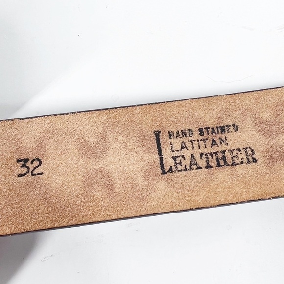 Latitan Handstained Tooled Leather with antiqued brass hardware - Picture 6 of 8